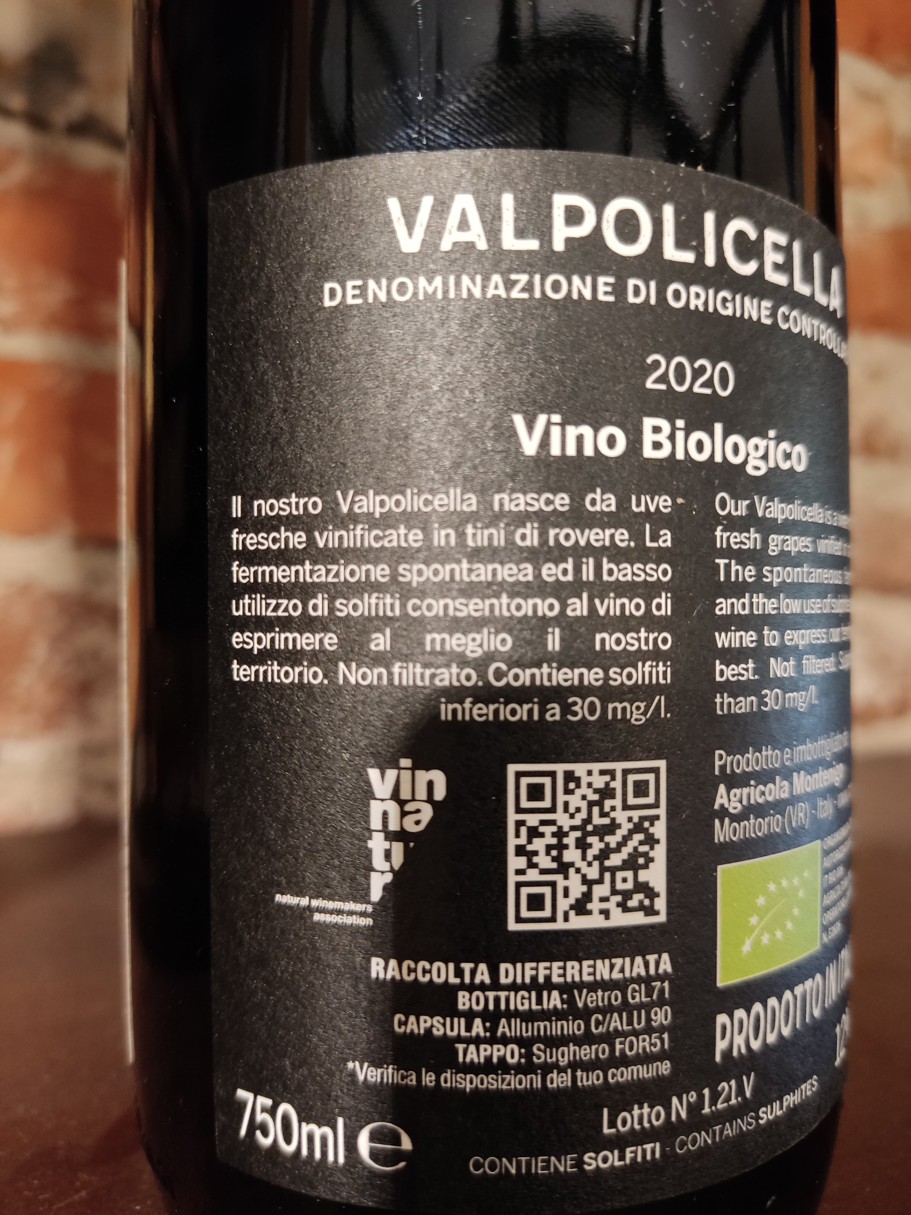 Vino rosso Valpolicella Doc